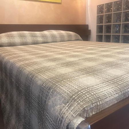 Be Your Home - Grazioso Monolocale Tra Porto E Stazione Civitavecchia Eksteriør billede