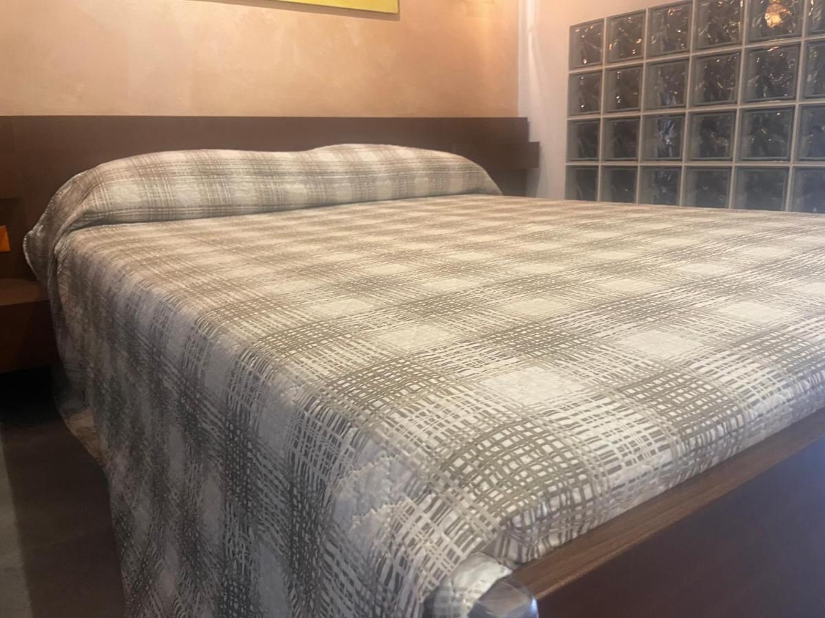 Be Your Home - Grazioso Monolocale Tra Porto E Stazione Civitavecchia Eksteriør billede